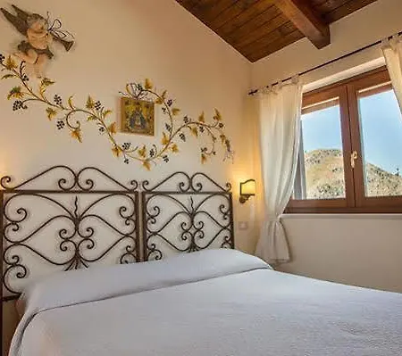 Hotel Il Casale Di Caterina 4*